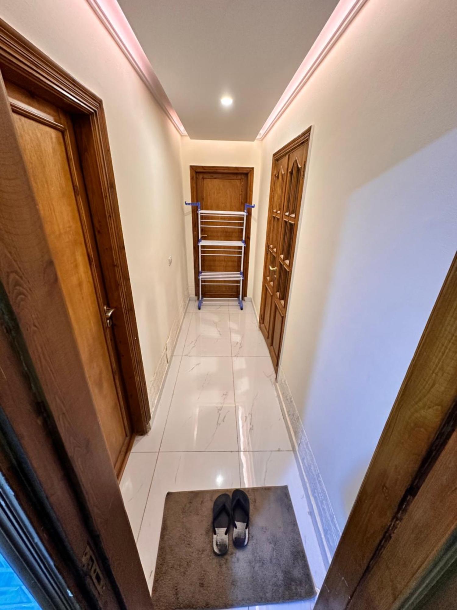 Apartment Refined Elegant Private Cairo
